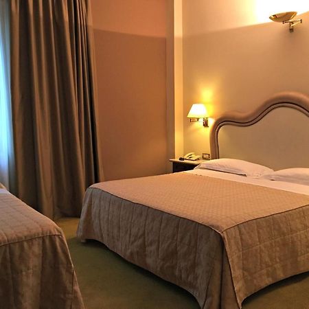 Guglielmotel Brembate Esterno foto